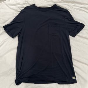 Vuori Linear Tech Shirt (black / large)